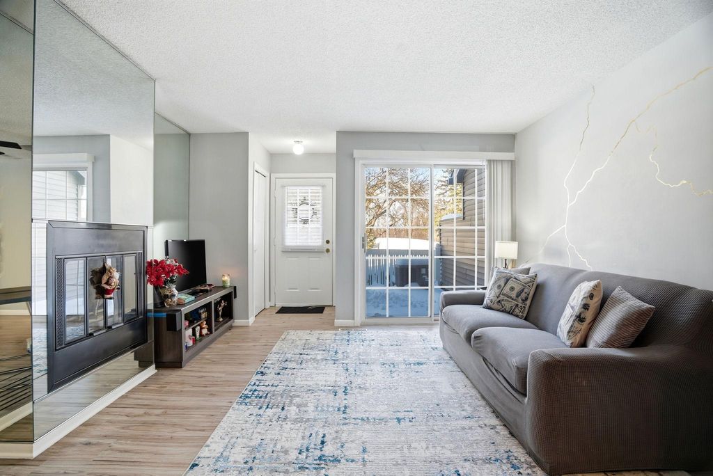 Photo of 9905 Russell Avenue N #2, Brooklyn Park, MN 55444 (MLS # 7038538)