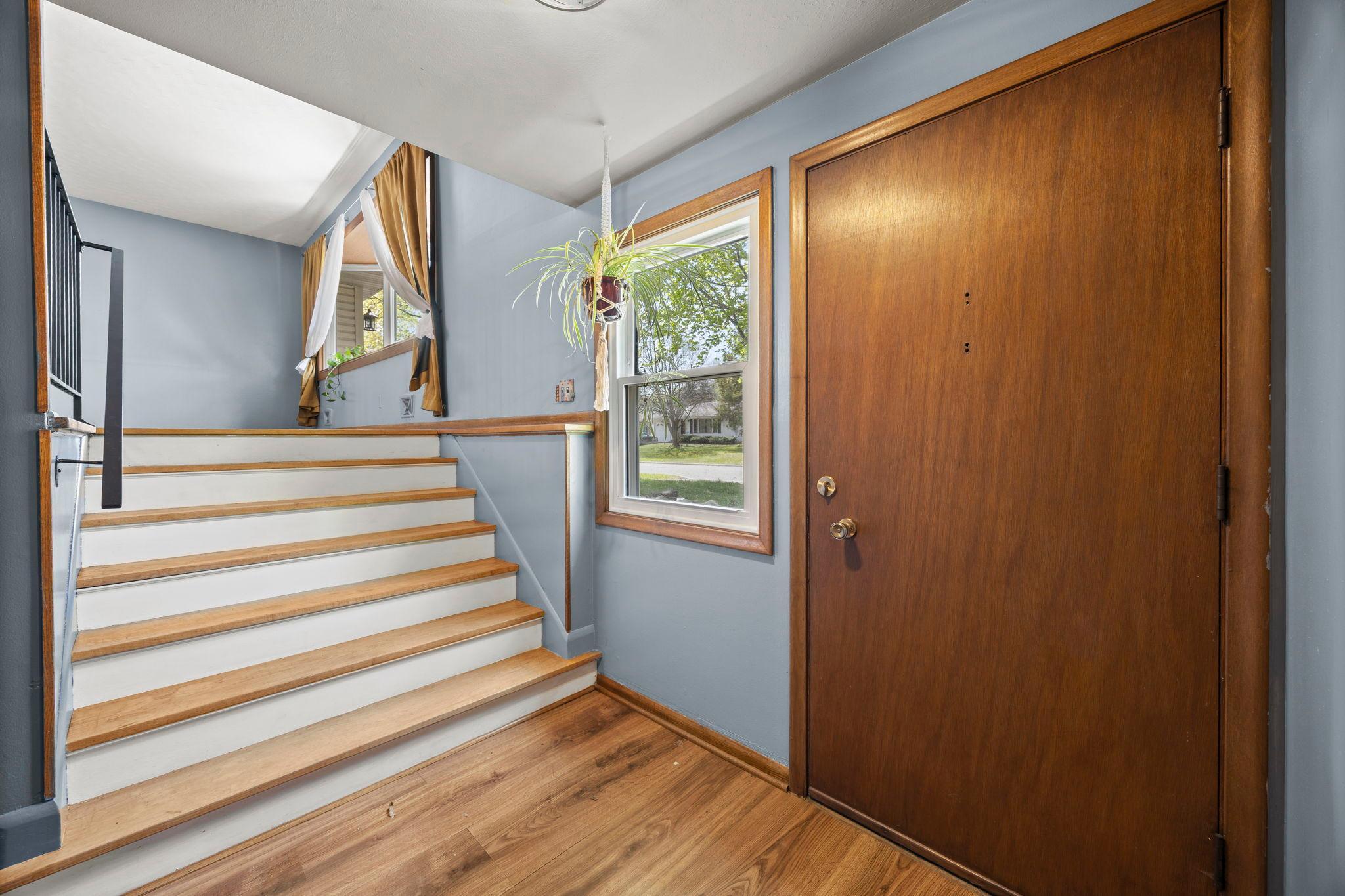 961 Oakwood Drive