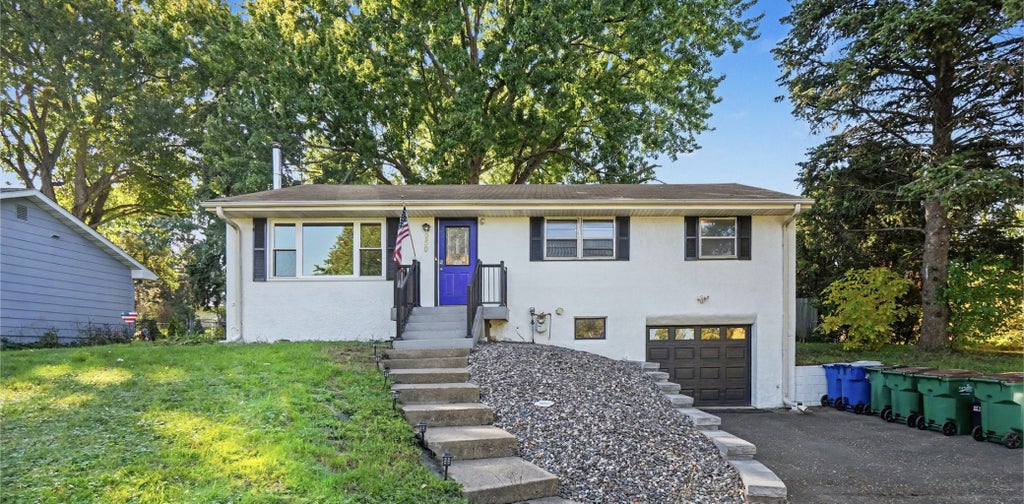 Photo of 950 22nd Avenue NW, New Brighton, MN 55112 (MLS # 7165818)