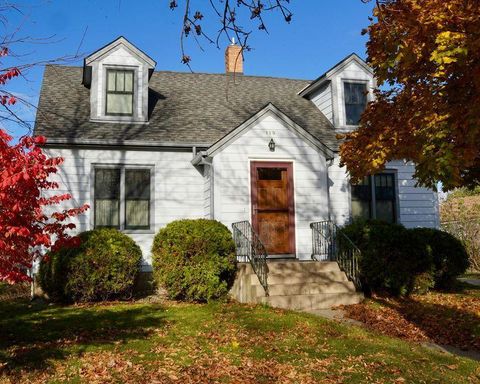 113 E 4th Street Monticello MN 55362