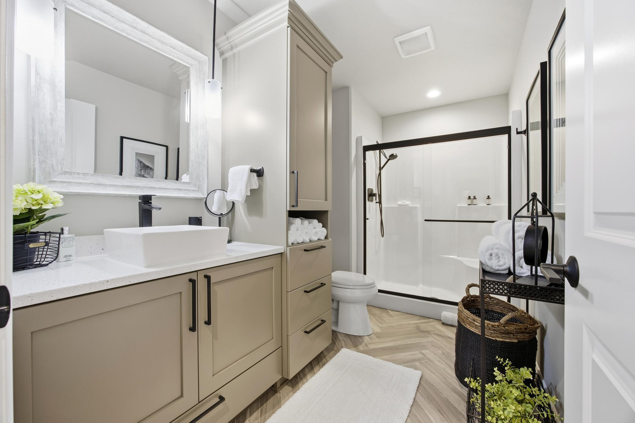 West Fargo, North Dakota 58078, United States, 4 Bedrooms Bedrooms, ,2 BathroomsBathrooms,Residential,Active,257217