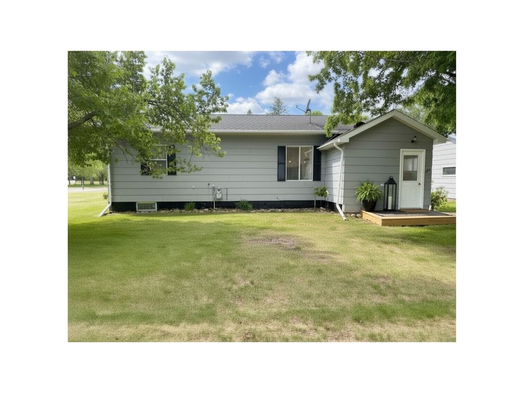 Photo of 502 Robert Street N, Clarissa, MN 56440 (MLS # 7087345)