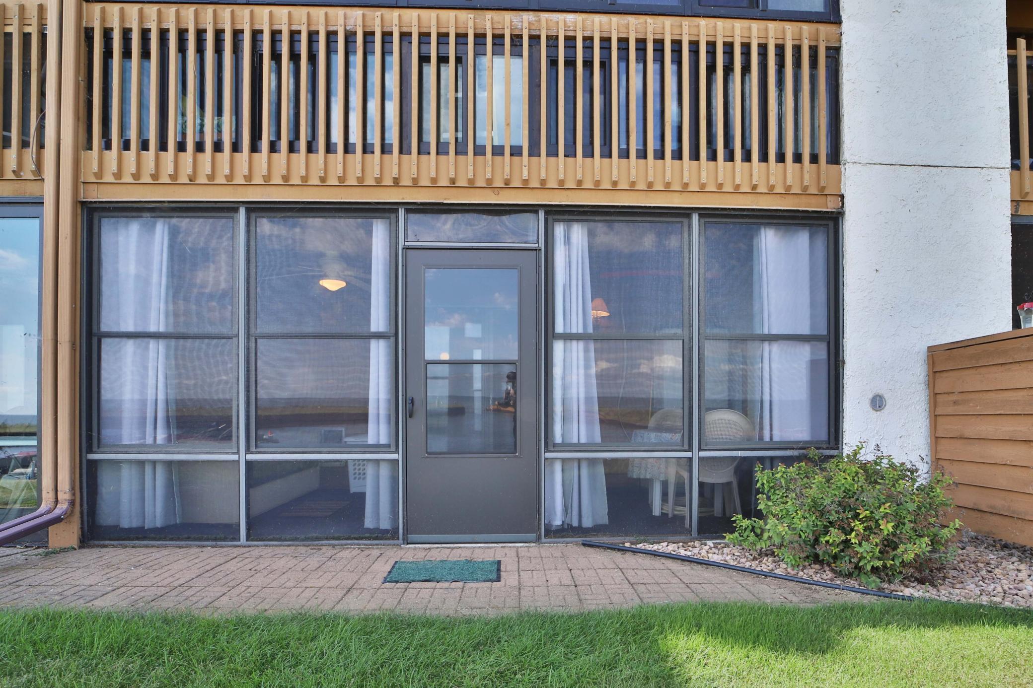 10490 US Highway 169 103