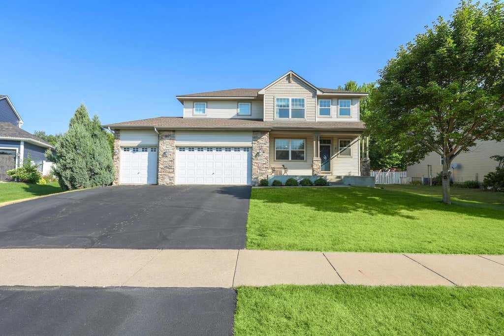 Photo of 1591 140th Street W, Rosemount, MN 55068 (MLS # 7129991)