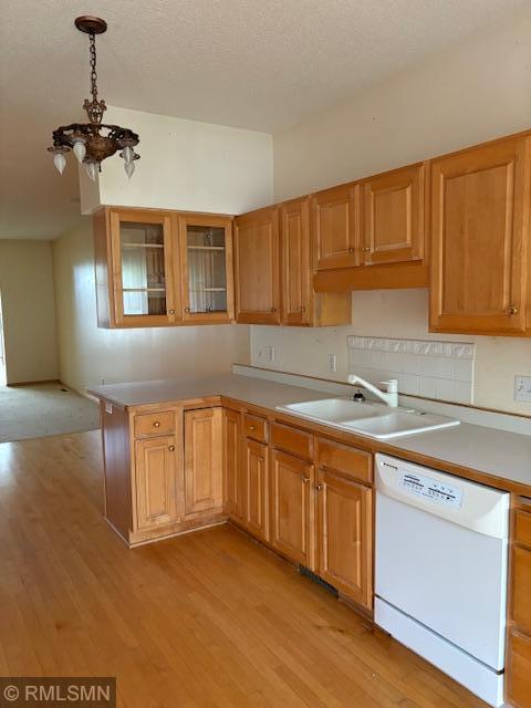 8409 Rosewood Drive
