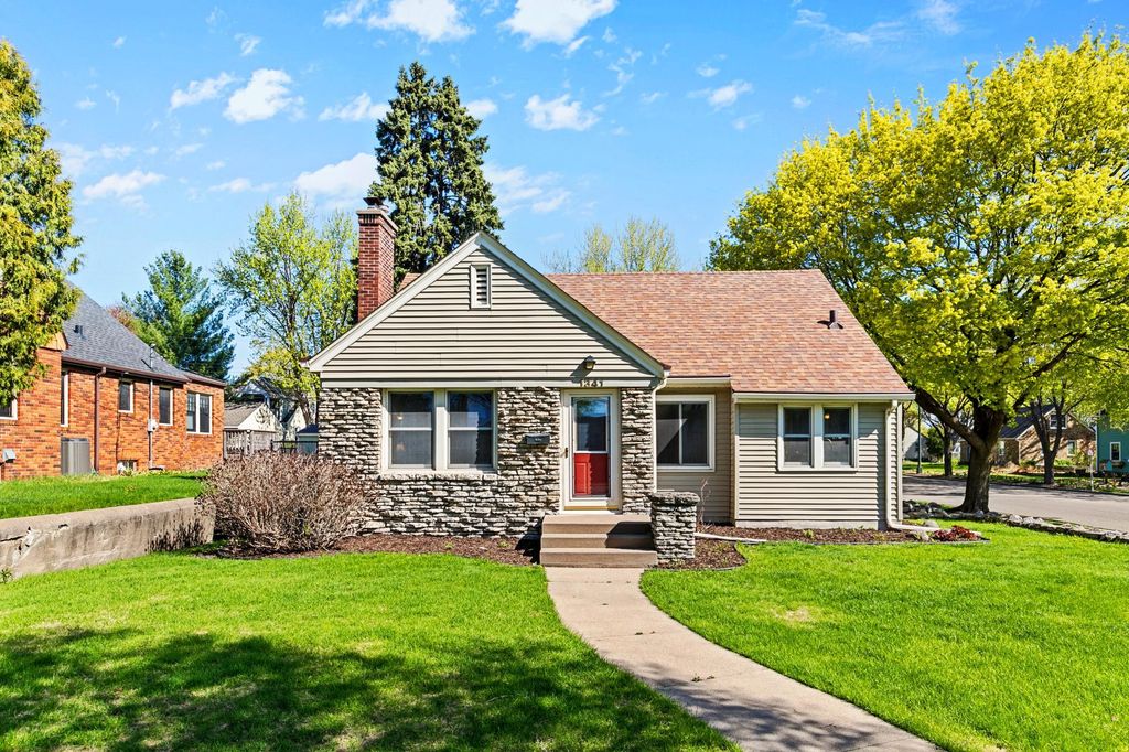 Photo of 1341 Iowa Avenue W, Falcon Heights, MN 55108 (MLS # 7067247)