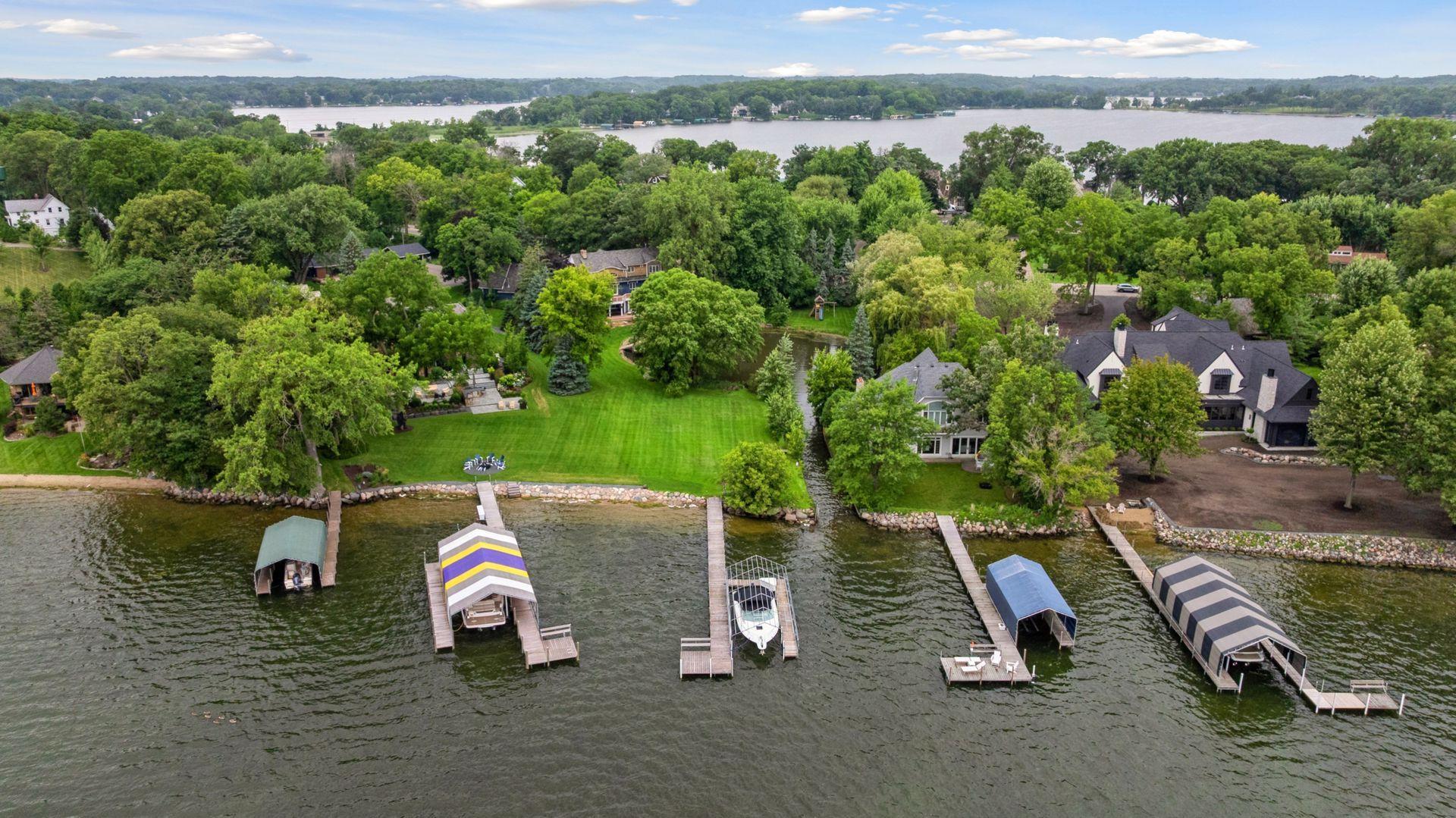 3135 North Shore Drive