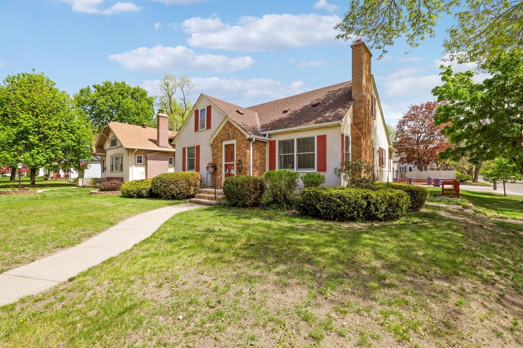 Photo of 4200 Beard Avenue N, Robbinsdale, MN 55422 (MLS # 7063435)