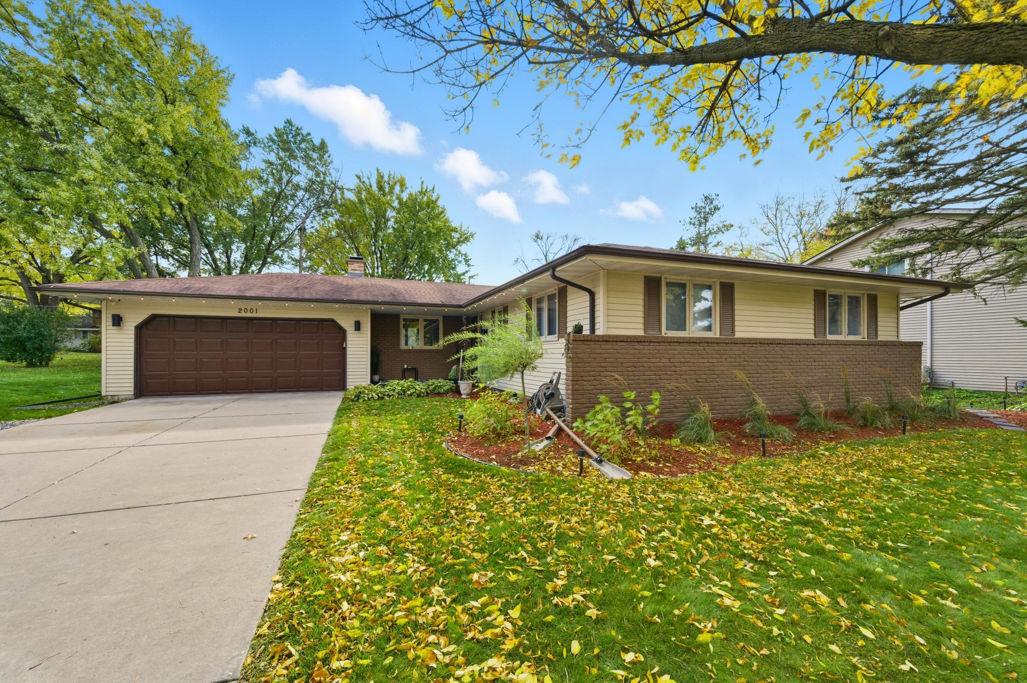 2001 Woods Lane