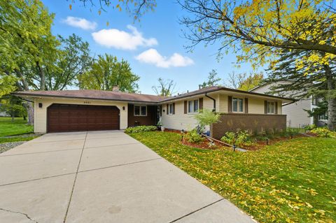 2001 Woods Lane Burnsville MN 55337