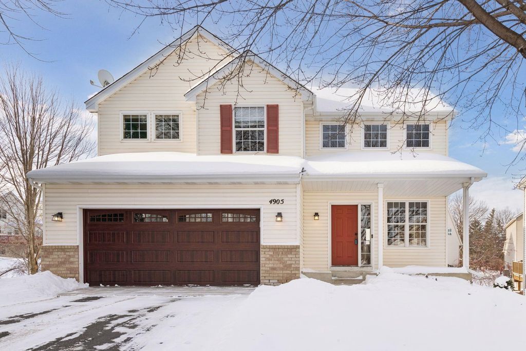 Photo of 4905 Narcissus Lane N, Plymouth, MN 55446 (MLS # 7011344)