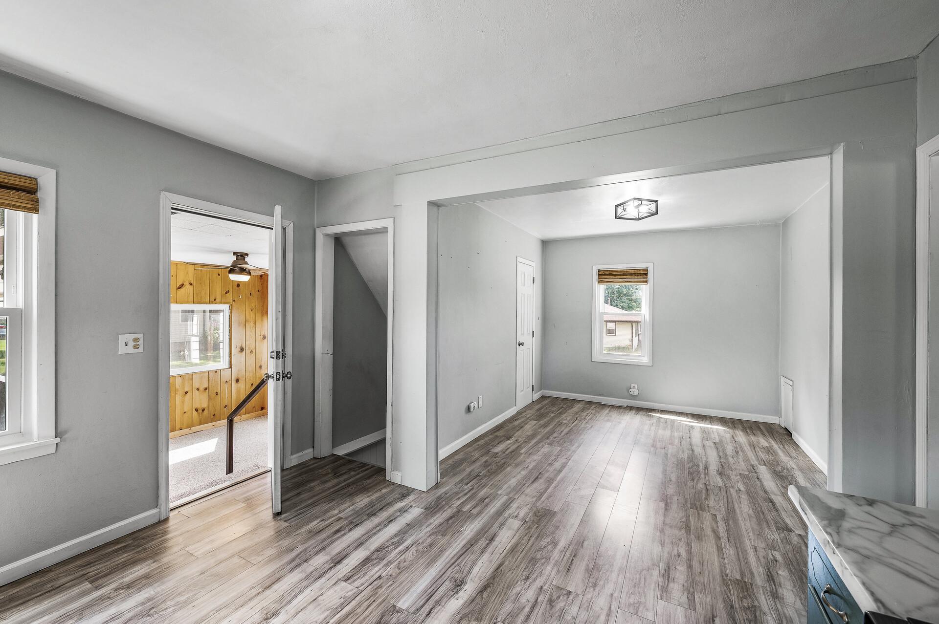 5085 160th Street SE