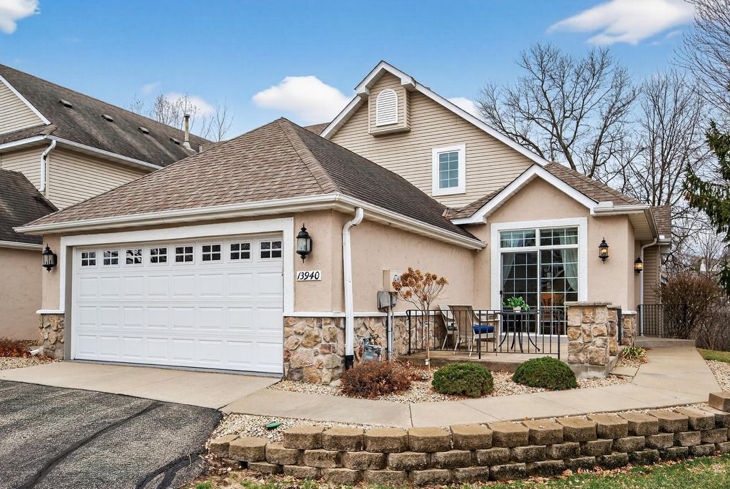 Photo of 13940 Shoreside Court, Savage, MN 55378 (MLS # 7048647)