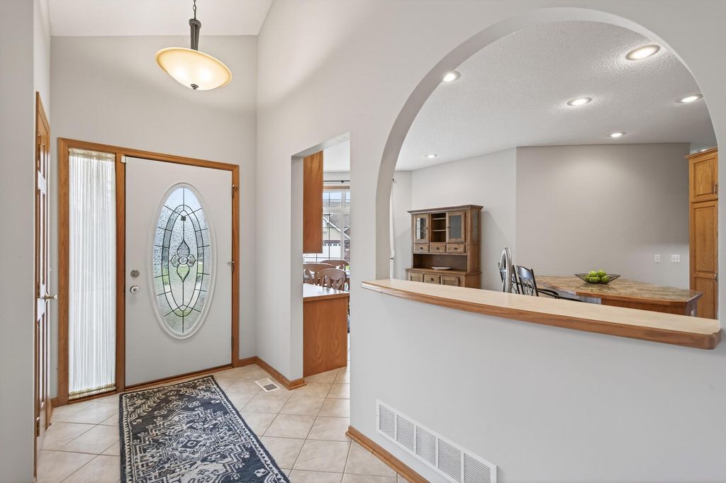 Photo of 13940 Shoreside Court, Savage, MN 55378 (MLS # 7048647)