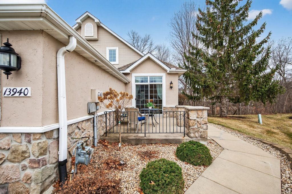 Photo of 13940 Shoreside Court, Savage, MN 55378 (MLS # 7048647)