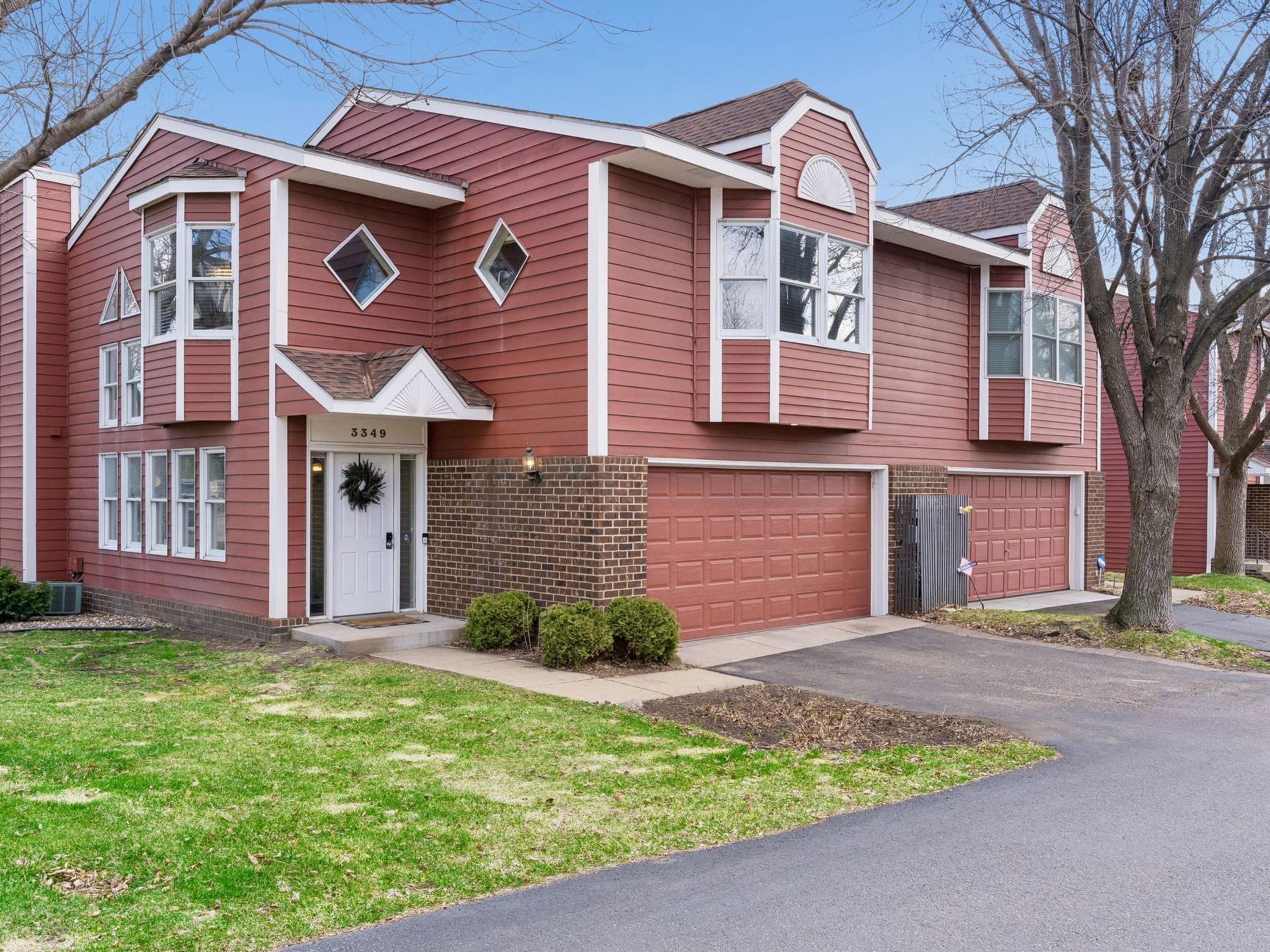 3349 Saint Louis Avenue
