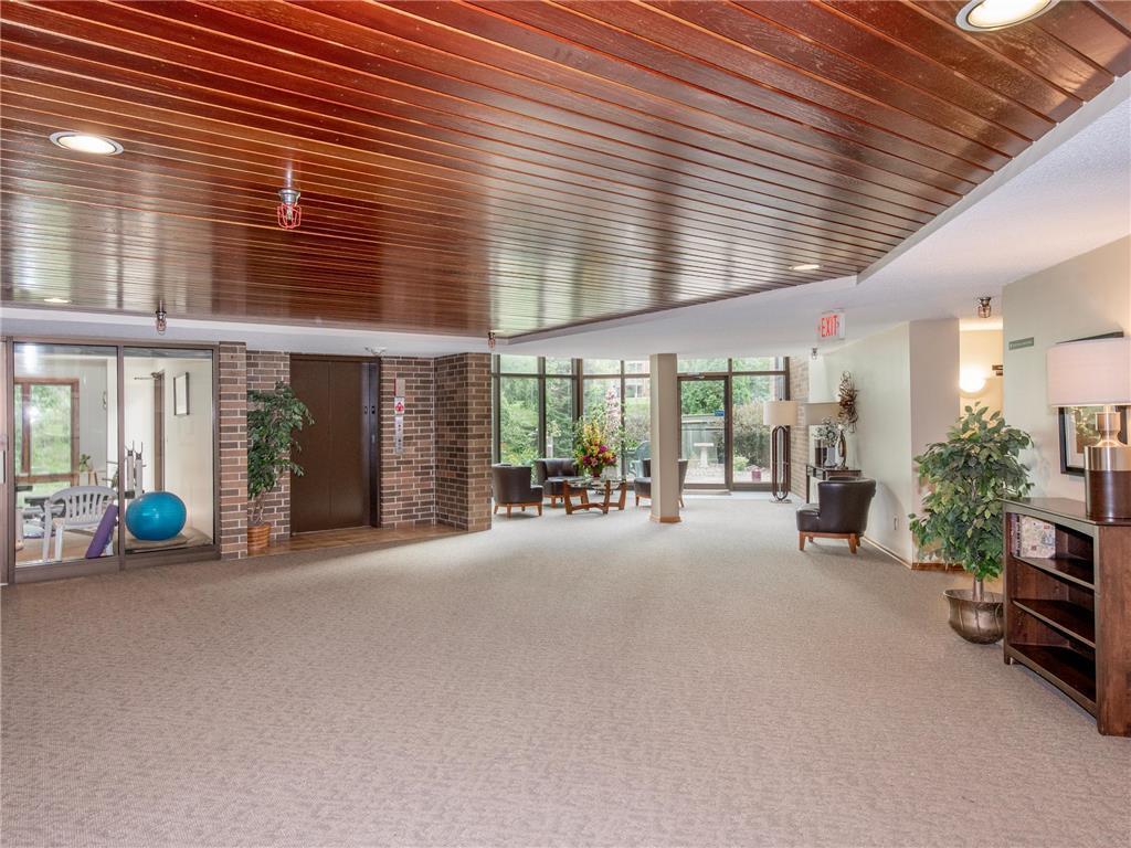 10 Windsor Court 102