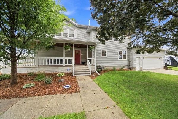 202 MAPLE ST S, MABEL, MN 55954 - Image cb1a31bedc00a6ab007345b3134b533b/542993847