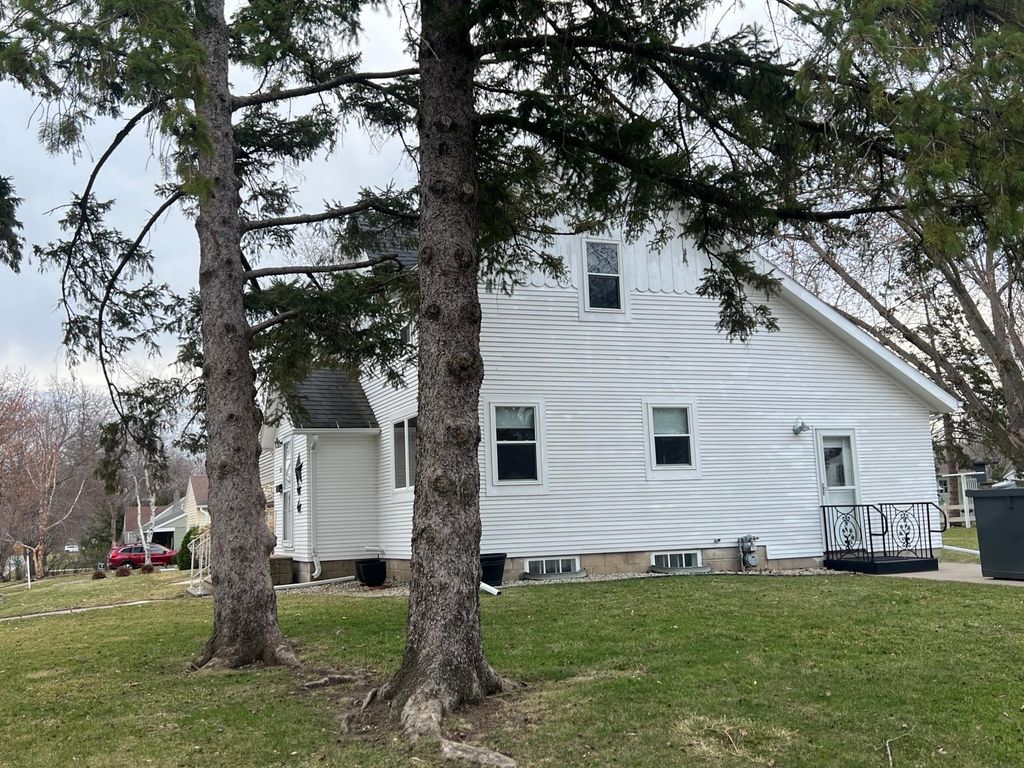 Photo of 603 E Academy Street, Owatonna, MN 55060 (MLS # 7046217)