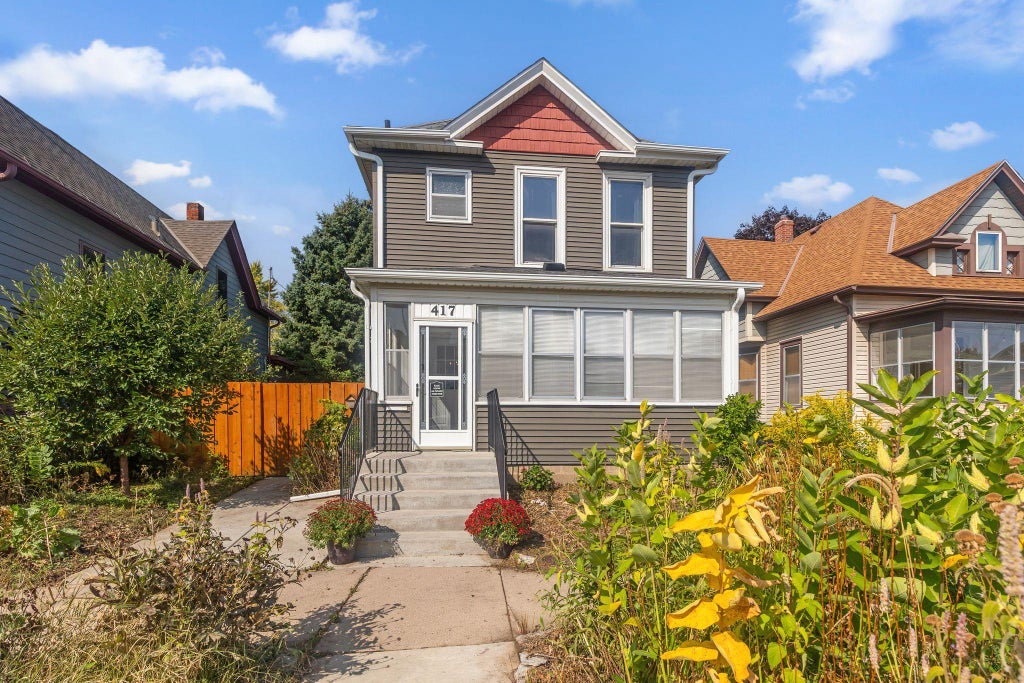 Photo of 417 Toronto Street, Saint Paul, MN 55102 (MLS # 6812553)