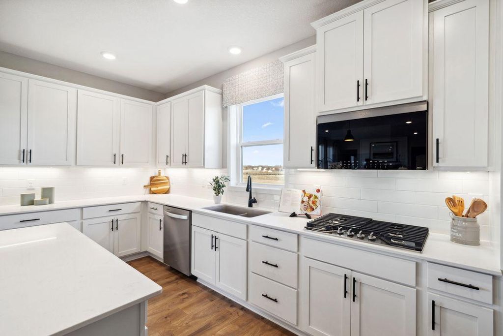 Photo of 6252 Jennifer Avenue S, Cottage Grove, MN 55016 (MLS # 7071049)