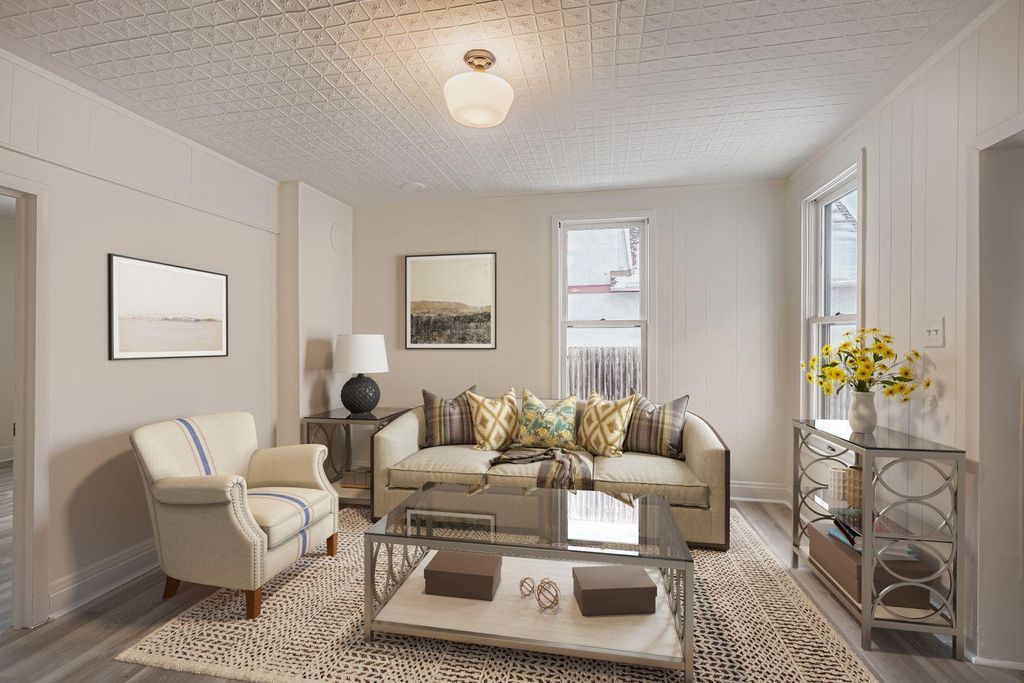 Photo of 84 Isabel Street W, Saint Paul, MN 55107 (MLS # 7006689)