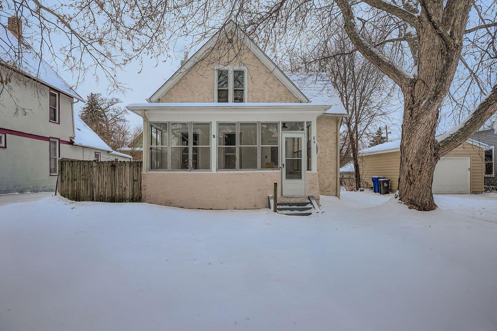 Photo of 84 Isabel Street W, Saint Paul, MN 55107 (MLS # 7006689)