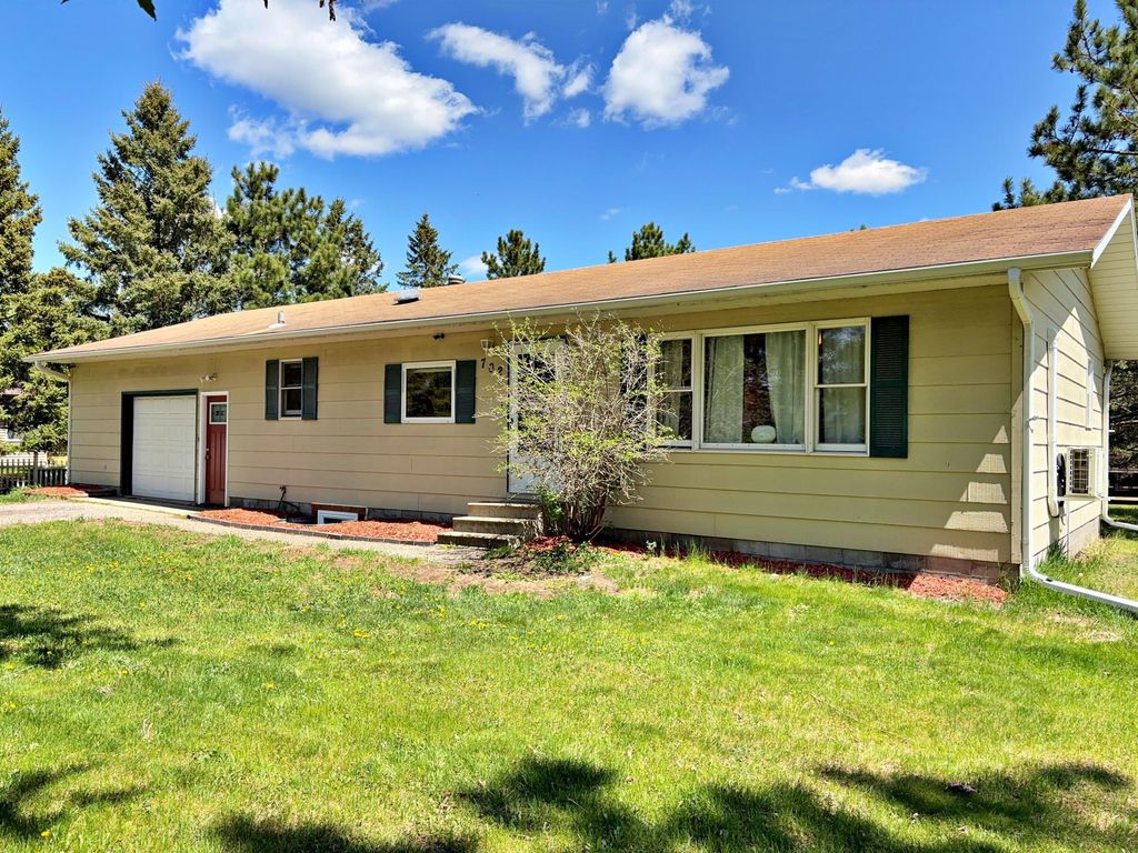 Photo of 702 Washington Avenue S, Park Rapids, MN 56470 (MLS # 7077114)