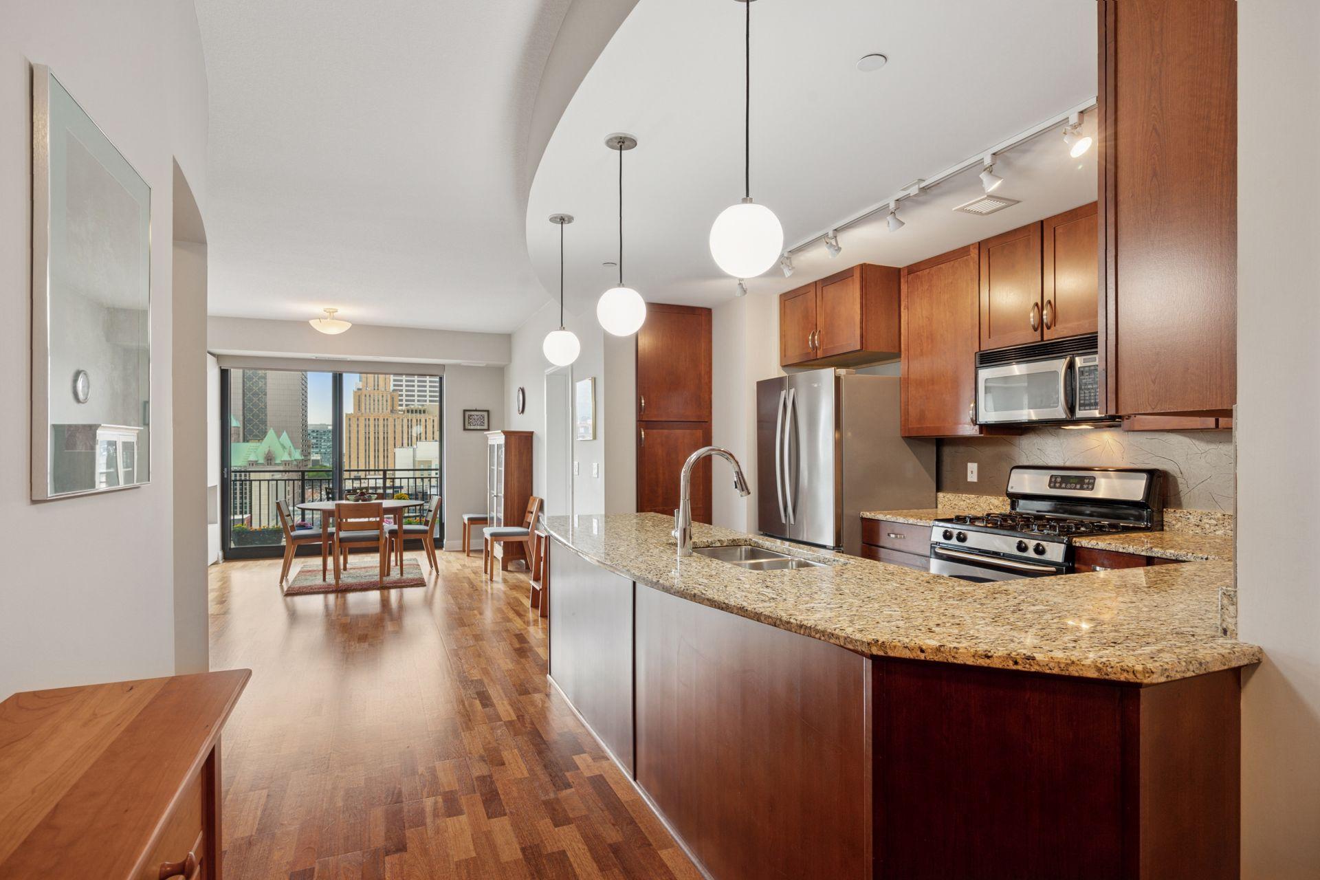 100 3rd Avenue S 1107