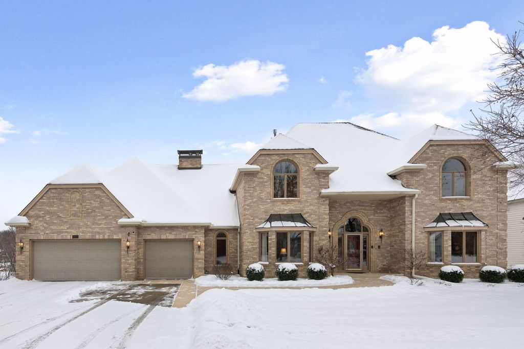 Photo of 11824 Welters Way, Eden Prairie, MN 55347 (MLS # 7007800)