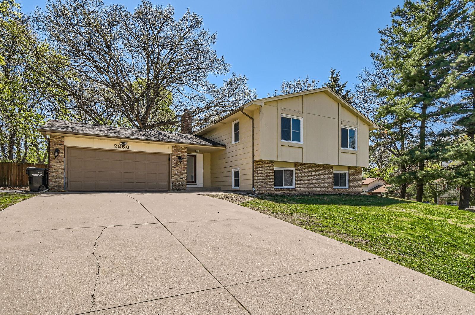 2356 Teakwood Drive E