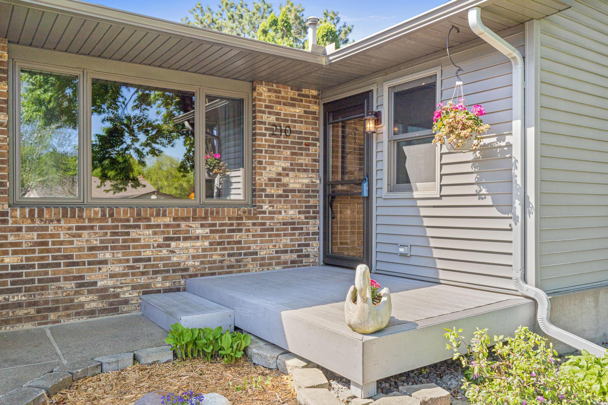 210 Lilac Lane