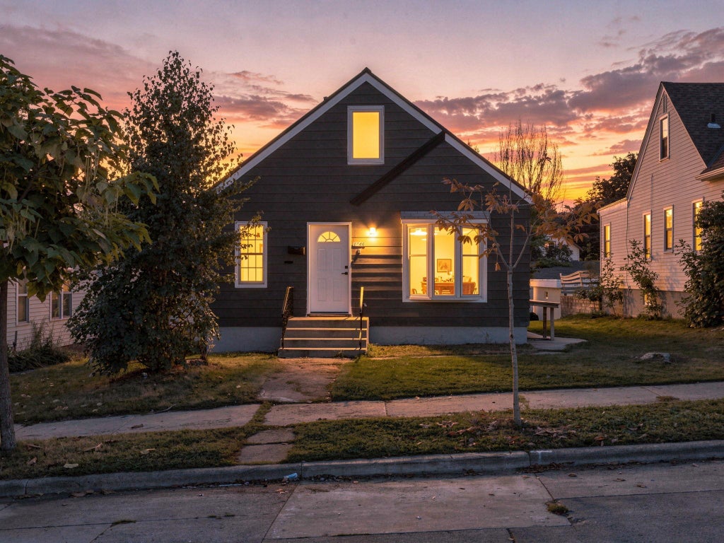 Photo of 3746 Russell Avenue N, Minneapolis, MN 55412 (MLS # 7153262)