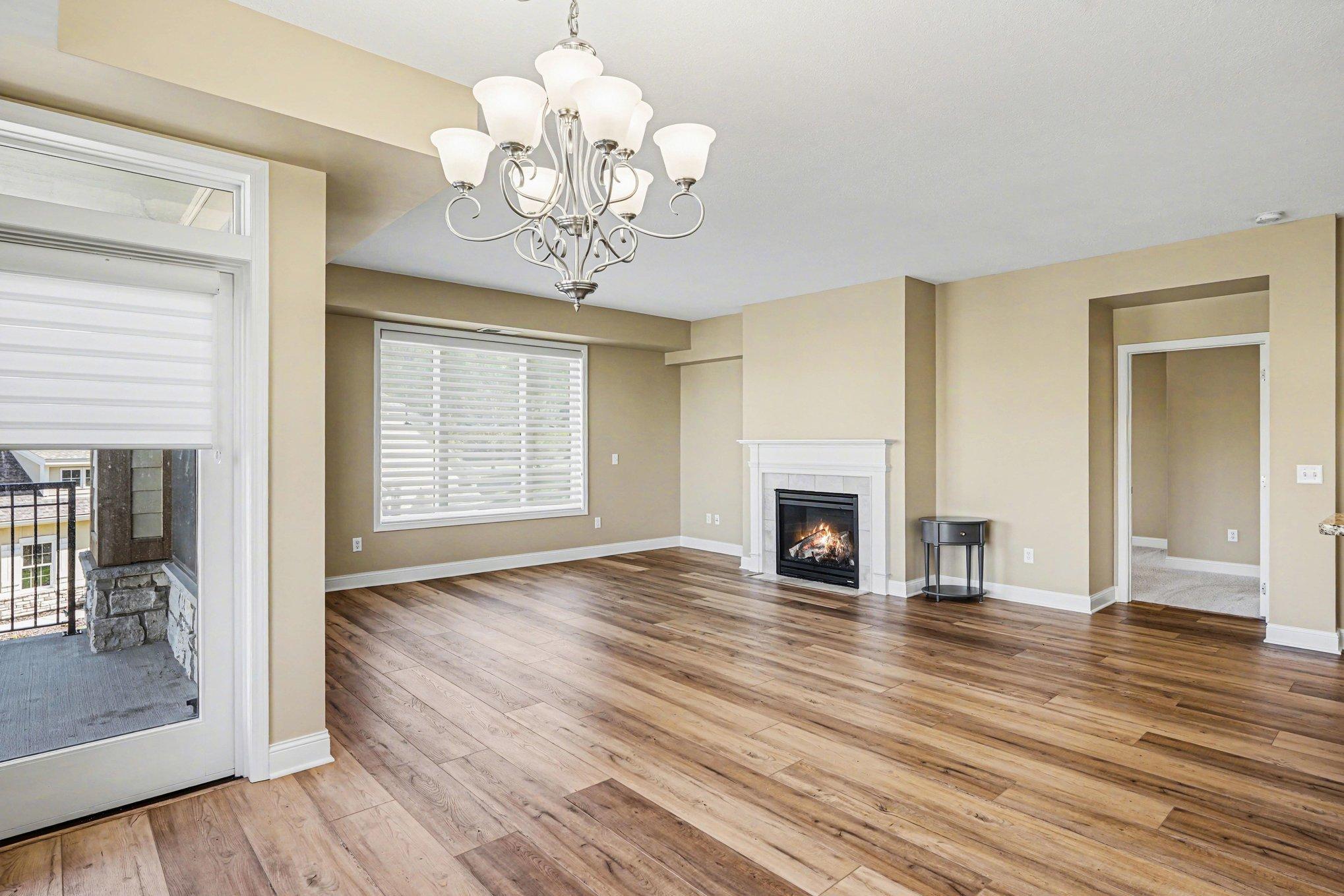 1320 Riverside Lane 202