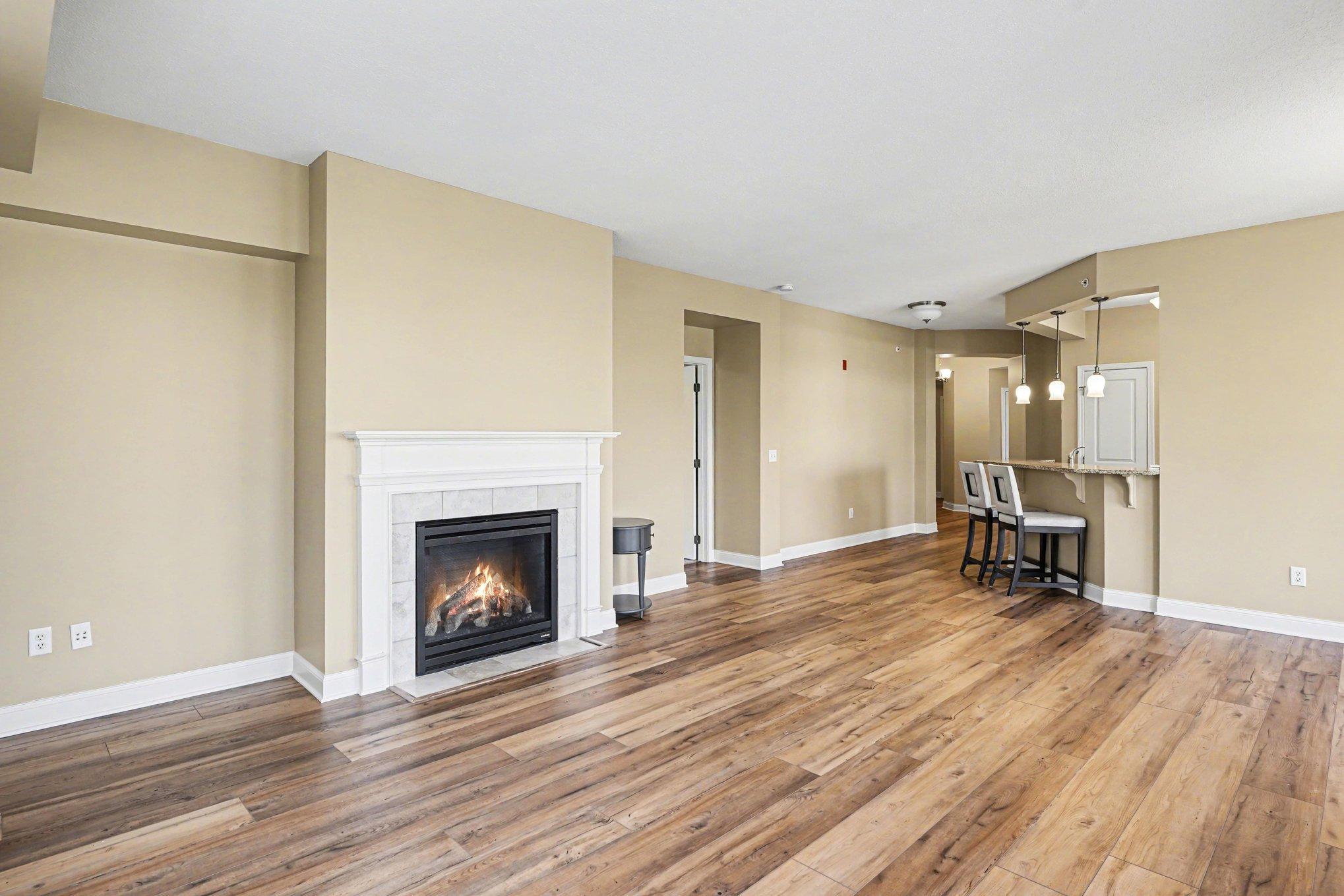 1320 Riverside Lane 202