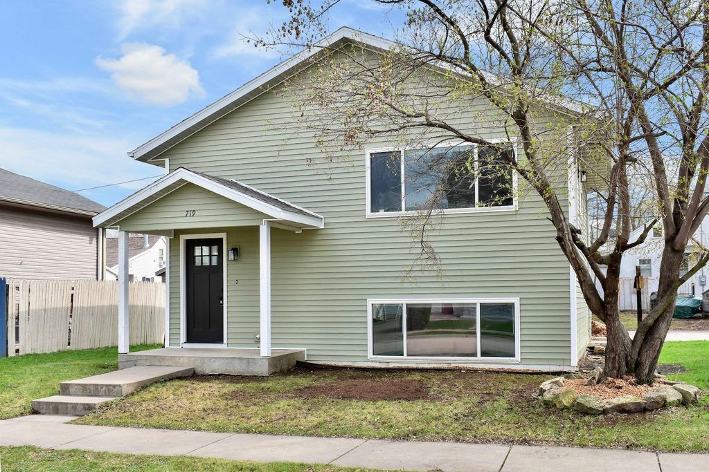 Photo of 719 Jimmy Carter Place, Winona, MN 55987 (MLS # 7057792)