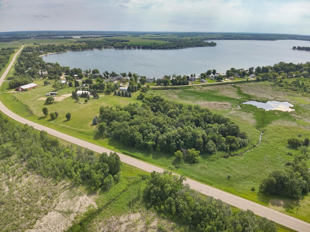 Photo of 33846 N Pickerel Drive, Richville, MN 56576 (MLS # 7105045)