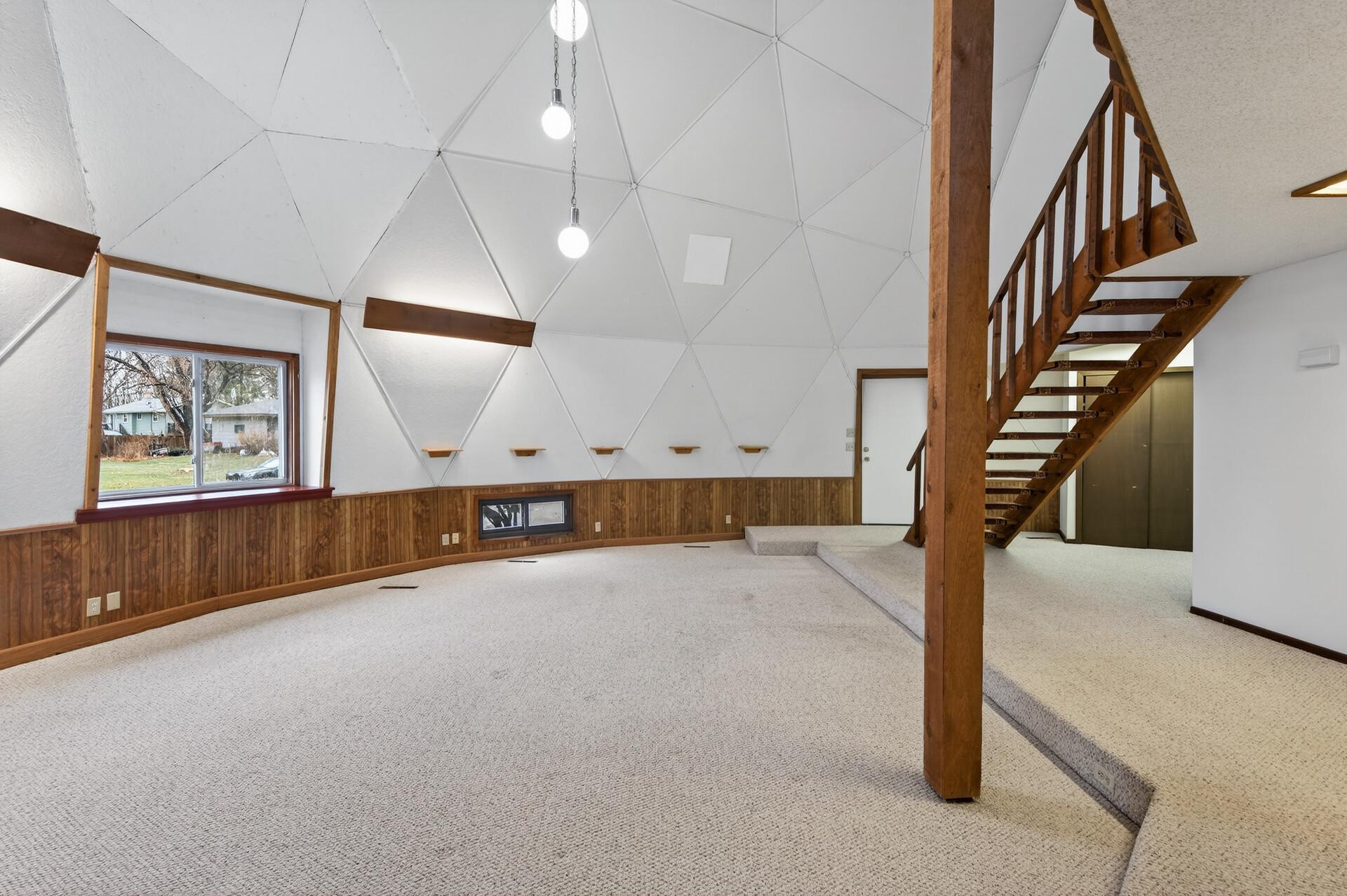 5444 Prospect Avenue