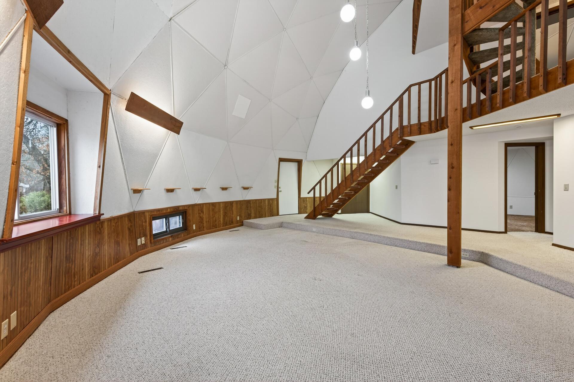 5444 Prospect Avenue