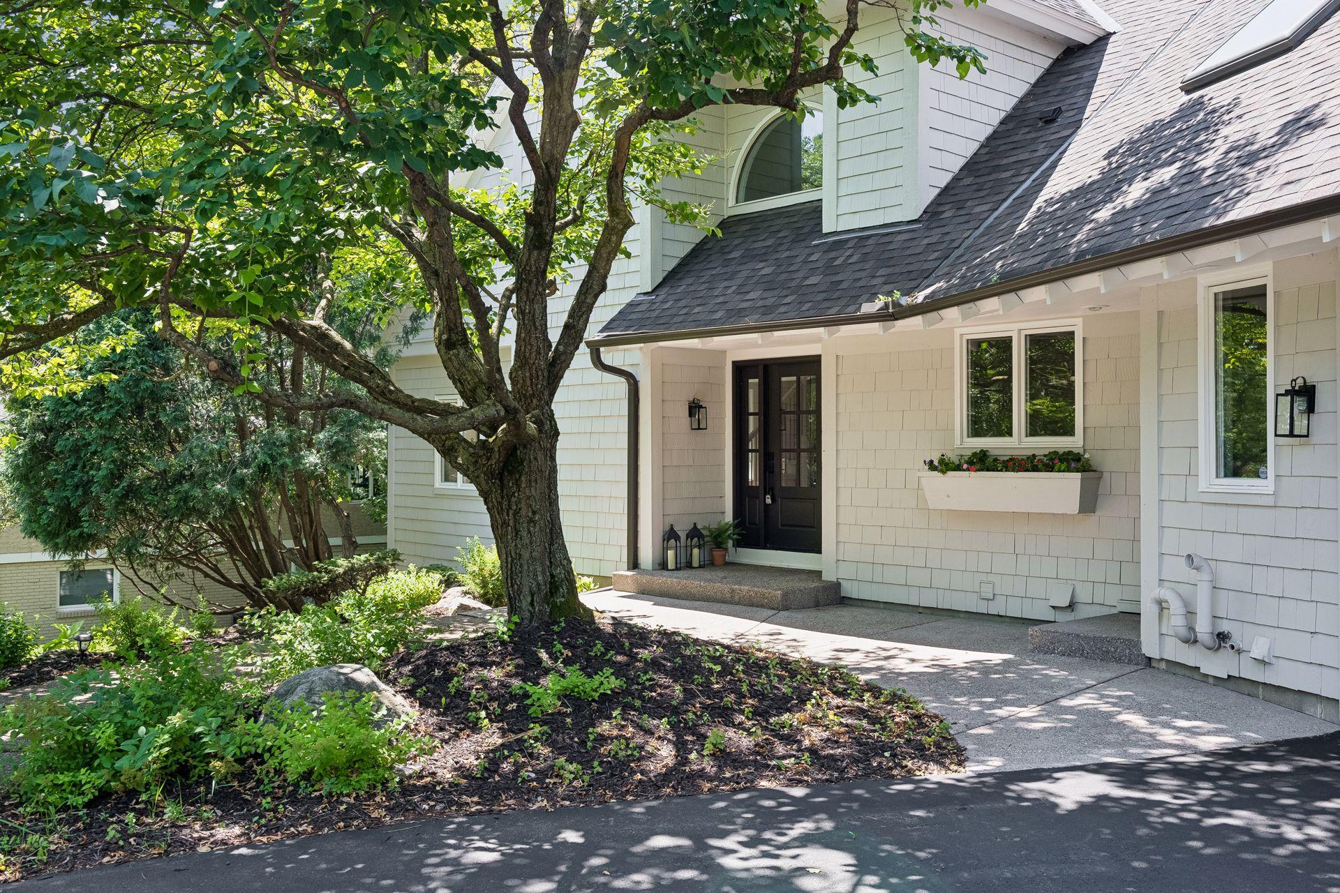 5804 Schaefer Road