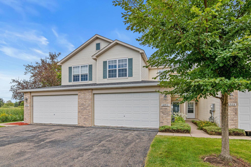Photo of 16913 90th Court N, Maple Grove, MN 55311 (MLS # 7125109)