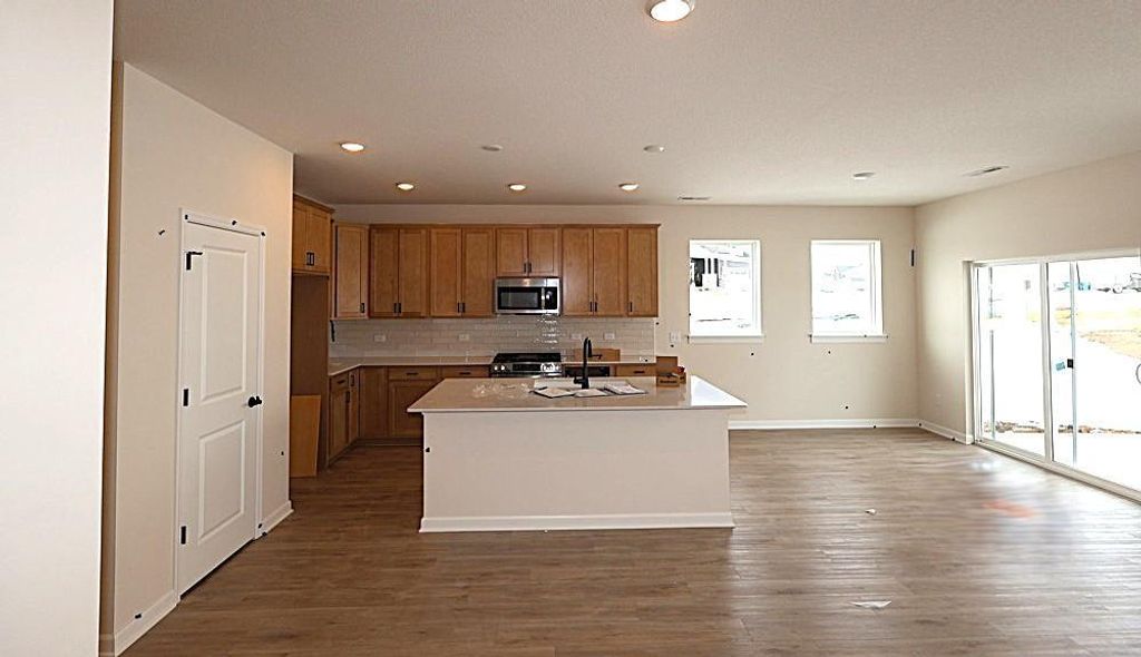 Photo of 10614 Harbor Ln N, Maple Grove, MN 55369 (MLS # 7012367)