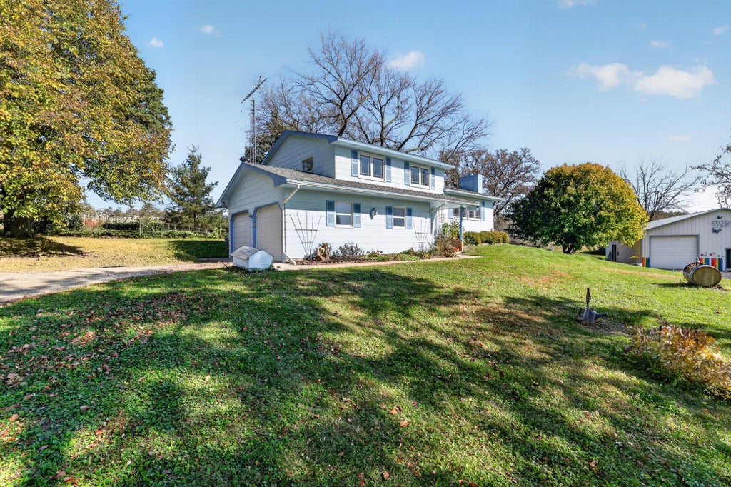 Photo of 306 65th Avenue SE, Rochester, MN 55904 (MLS # 7163903)