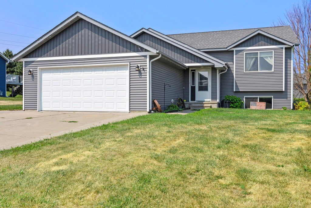 Photo of 407 N 9th Street, Goodhue, MN 55027 (MLS # 7115243)