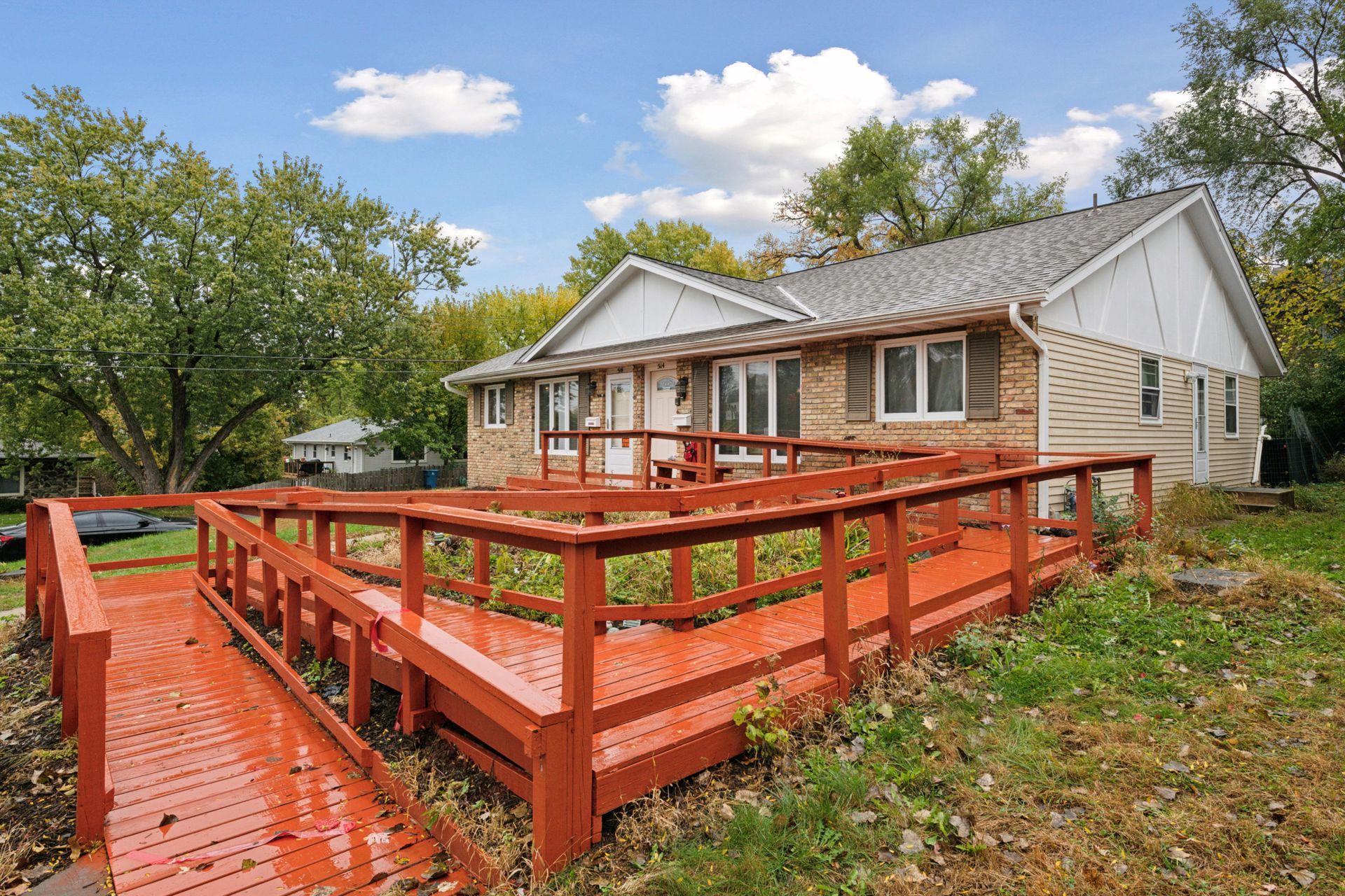 514-516 Sunnyside Lane