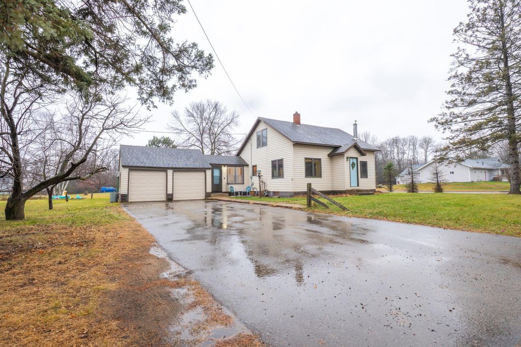 Photo of 409 6th Avenue NW, Little Falls, MN 56345 (MLS # 6821053)