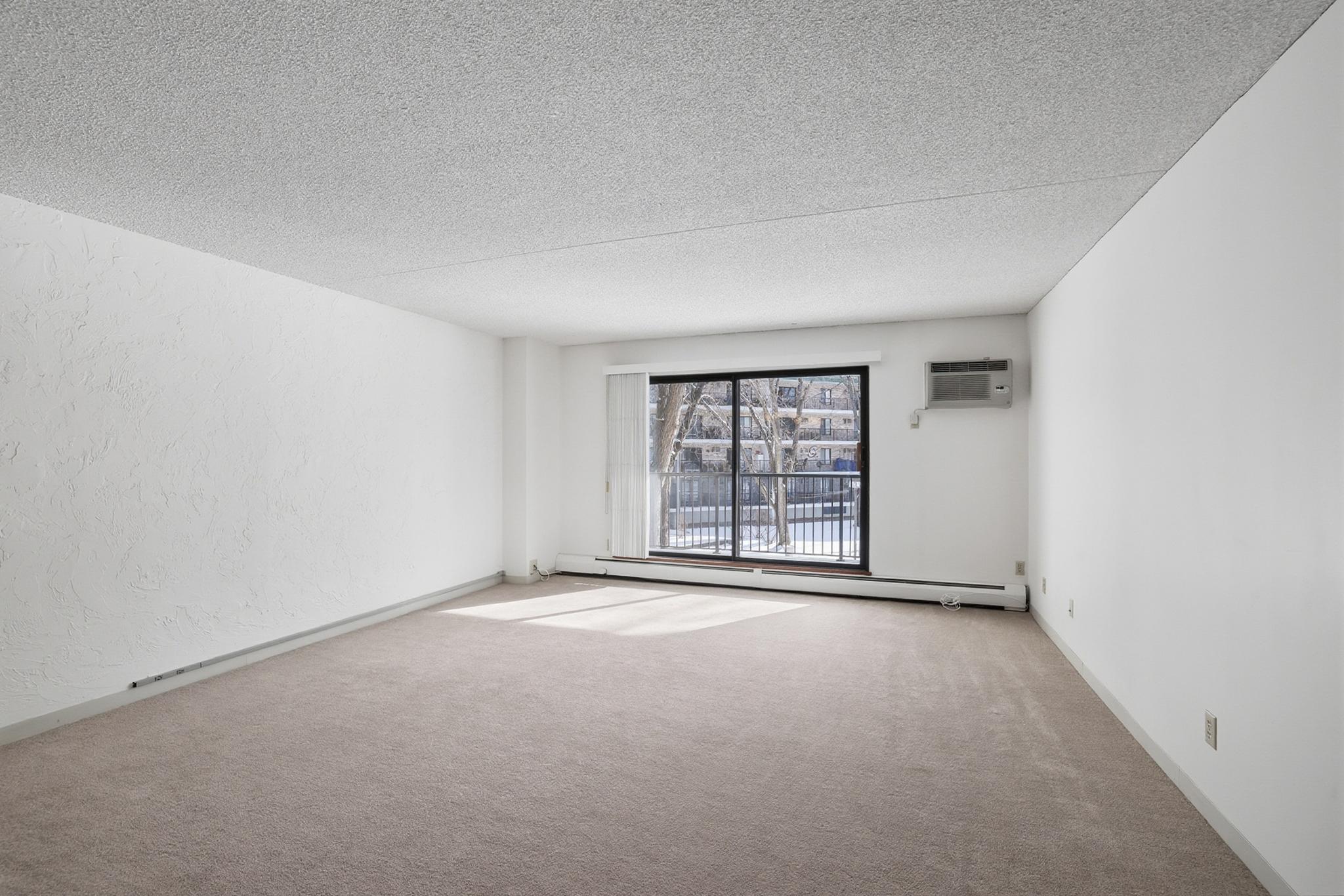 10531 Cedar Lake Road 312