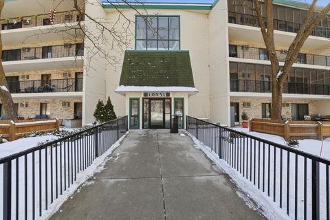 10531 Cedar Lake Road 312 Hopkins MN 55305