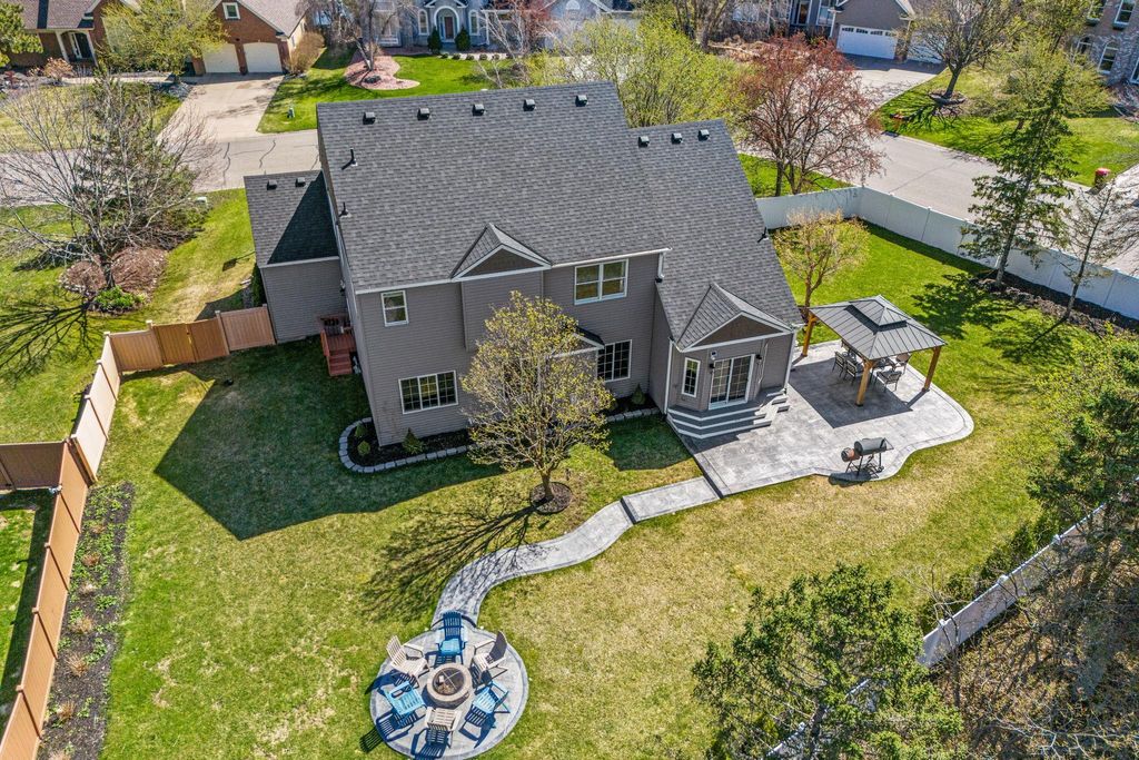 Photo of 9154 Edinburgh Lane, Woodbury, MN 55125 (MLS # 7049063)