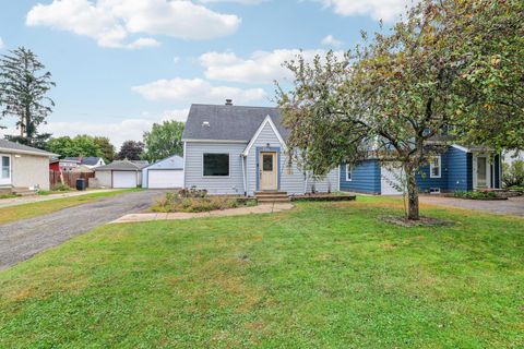 698 Larpenteur Avenue W Saint Paul MN 55113